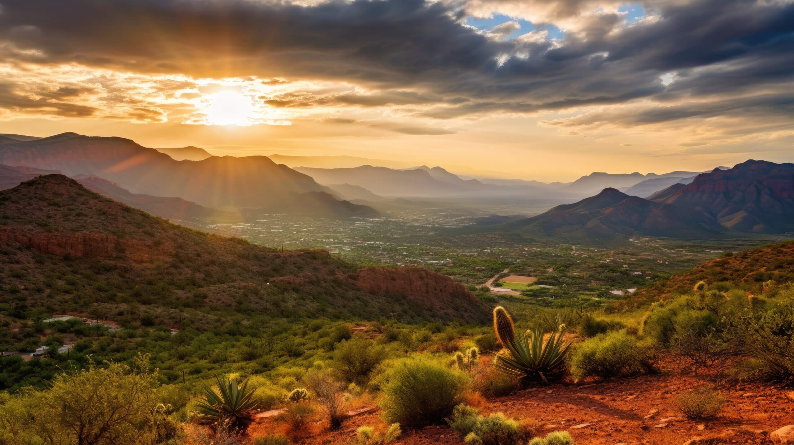 Sunset over the Tucson desert