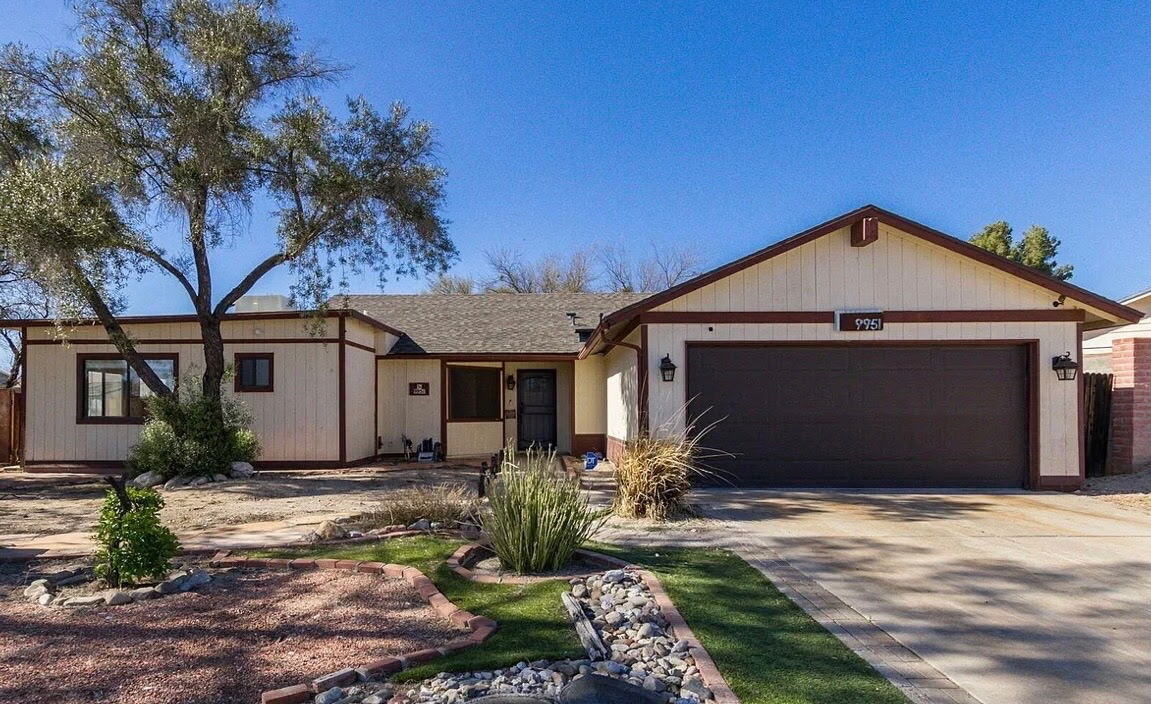 Desert home re-stucco